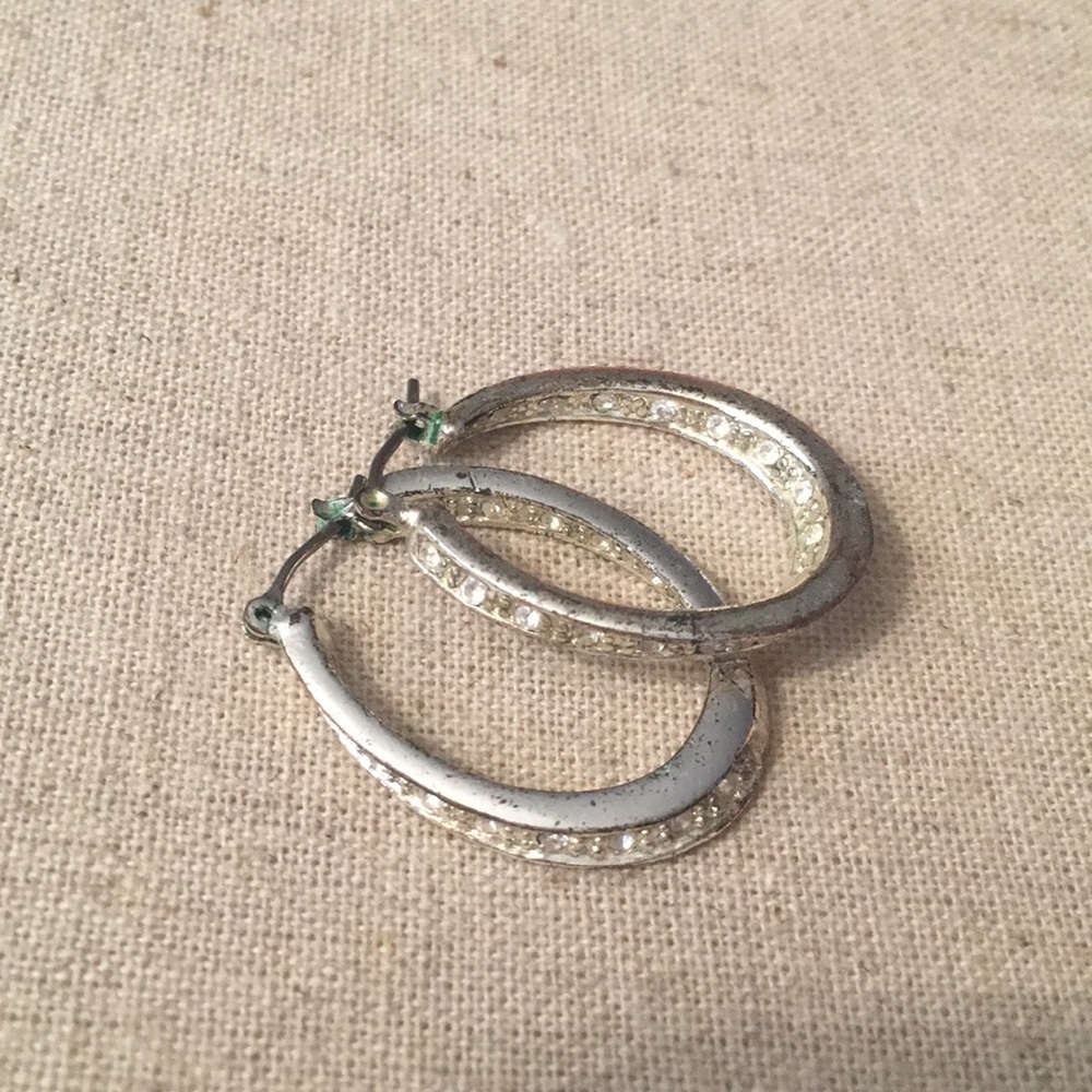 Earring bundle - Picture 3 of 4